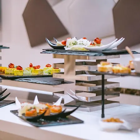 Western Premier Royal Santina 4*