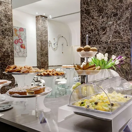 Otel Western Premier Royal Santina