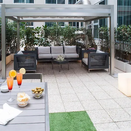 Western Premier Royal Santina Hotel