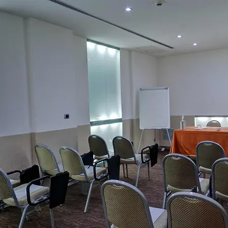 Western Premier Royal Santina Hotel