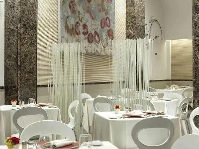 Western Premier Royal Santina Rome