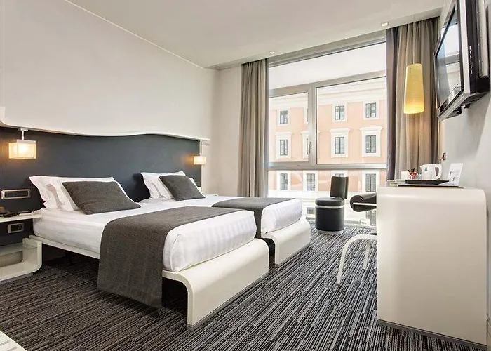 Western Premier Royal Santina Roma