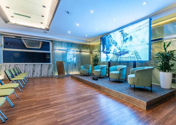 Otel Western Premier Royal Santina 4*