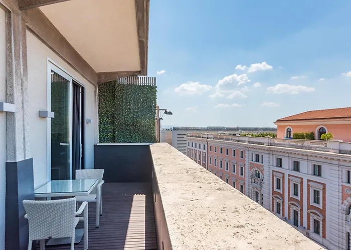 Western Premier Royal Santina Roma