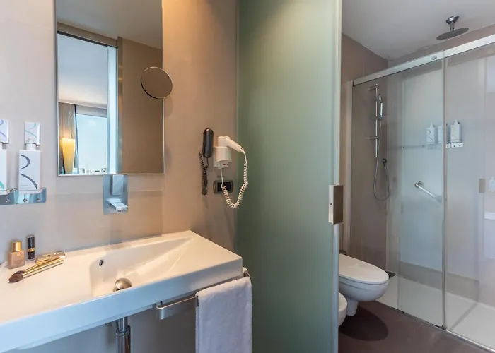 Western Premier Royal Santina Otel 4*