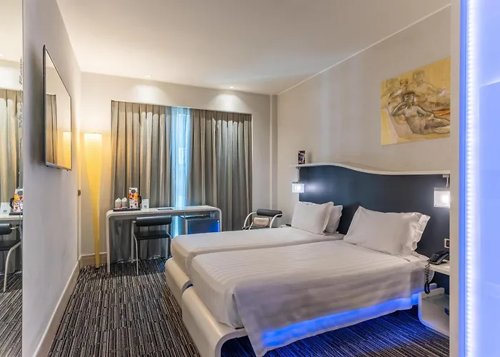 Otel Western Premier Royal Santina