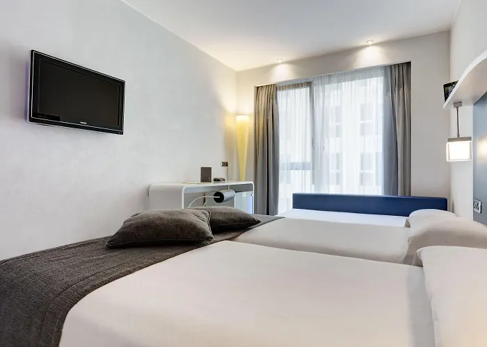 Western Premier Royal Santina