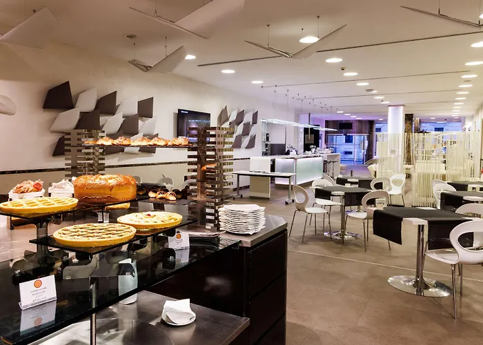 Western Premier Royal Santina Roma