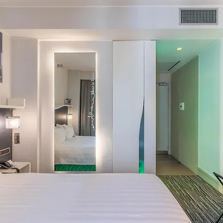 Hotel Western Premier Royal Santina 4*